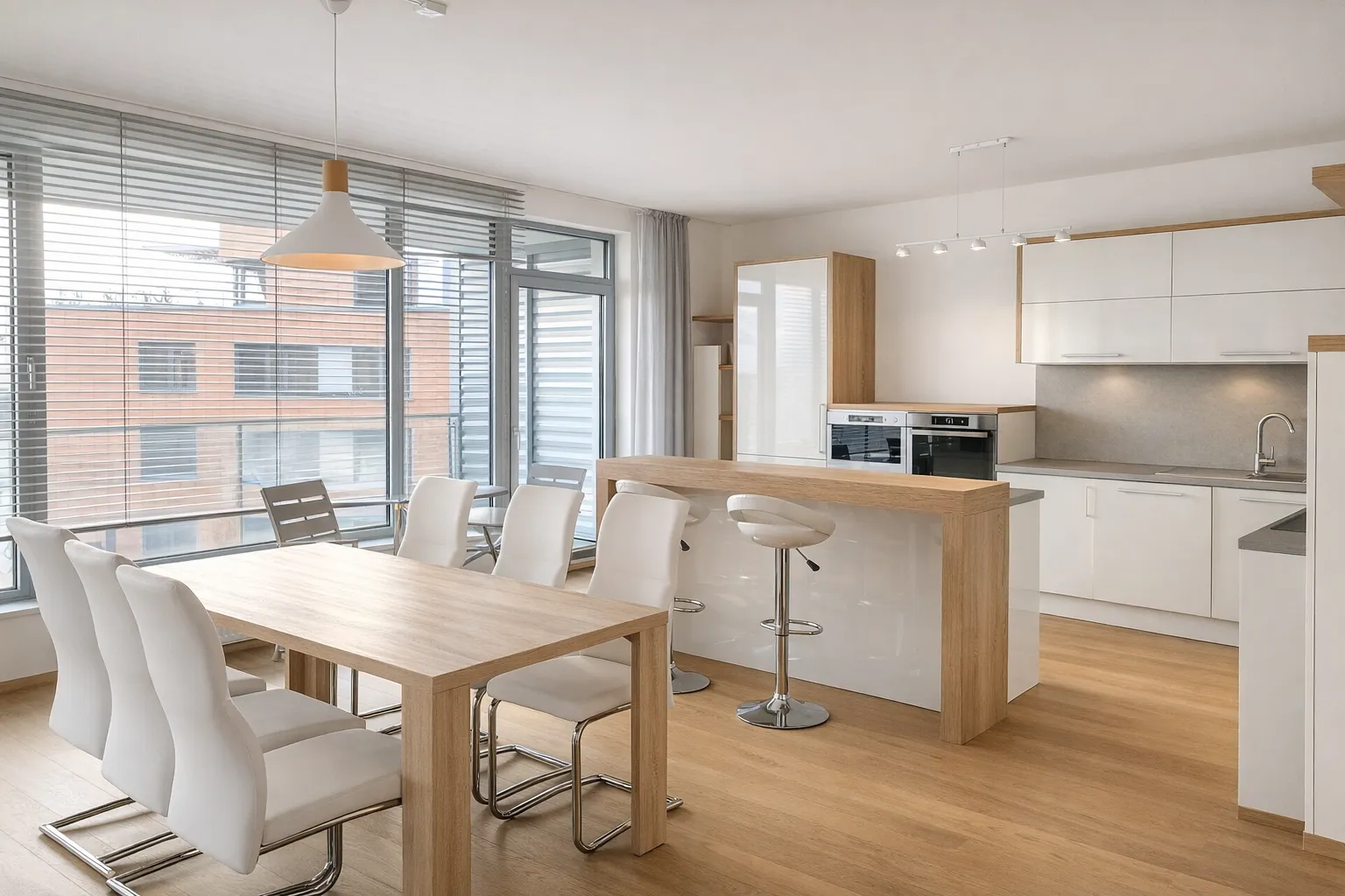 Zariadenie 4-izbového bytu na prenájom Karloveské rameno